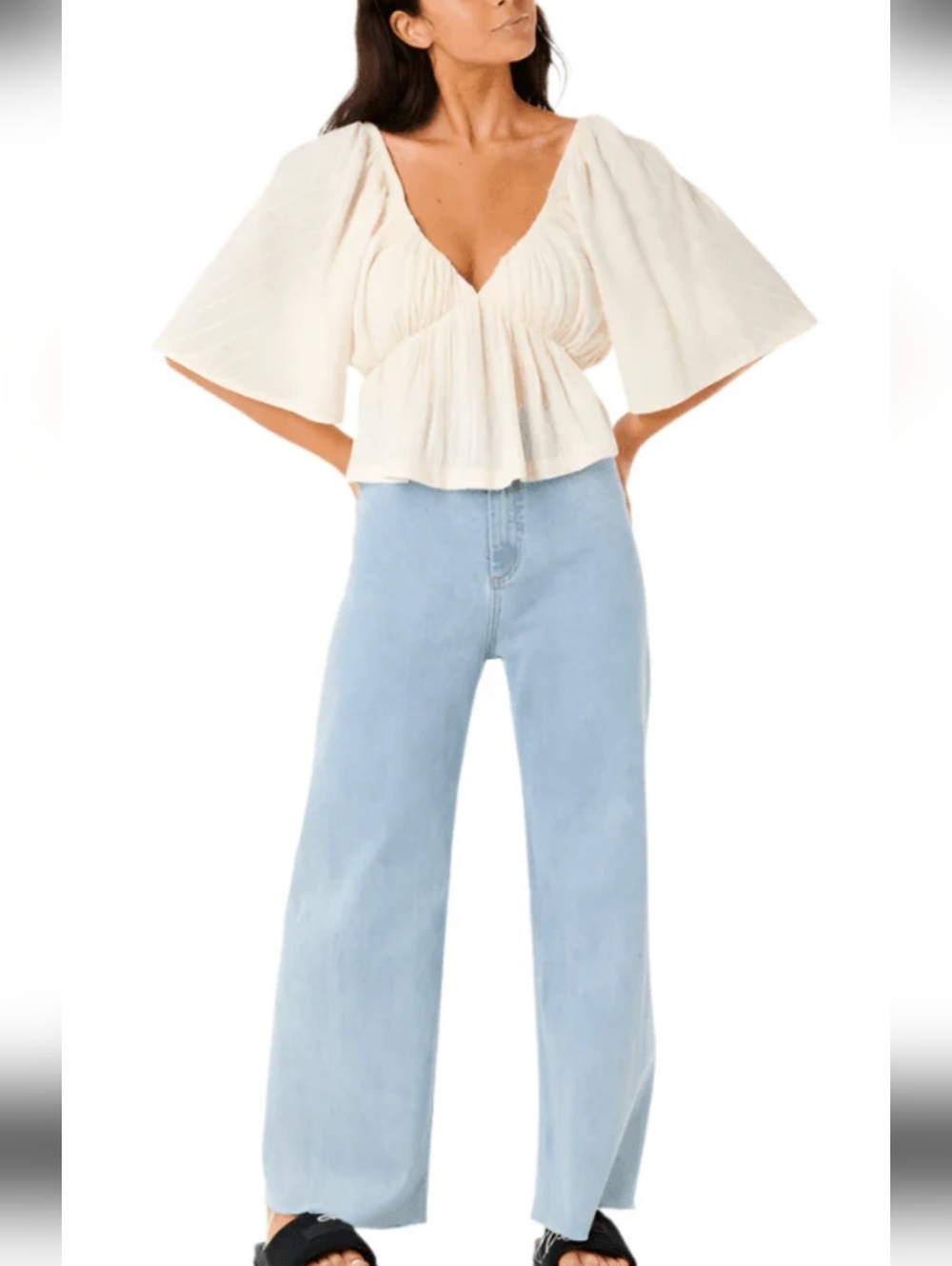 NWOT Rip Curl Cream Flutter Sleeve Crop Top